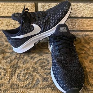 Black Nike Pegasus Zoom Running Shoes